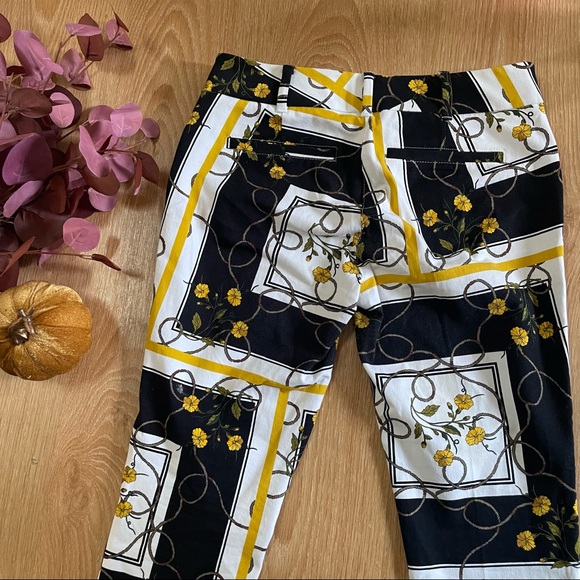 New York & Co 7th Avenue Floral Stretch Audrey Slim Leg Ankle Pants - Picture 4 of 11